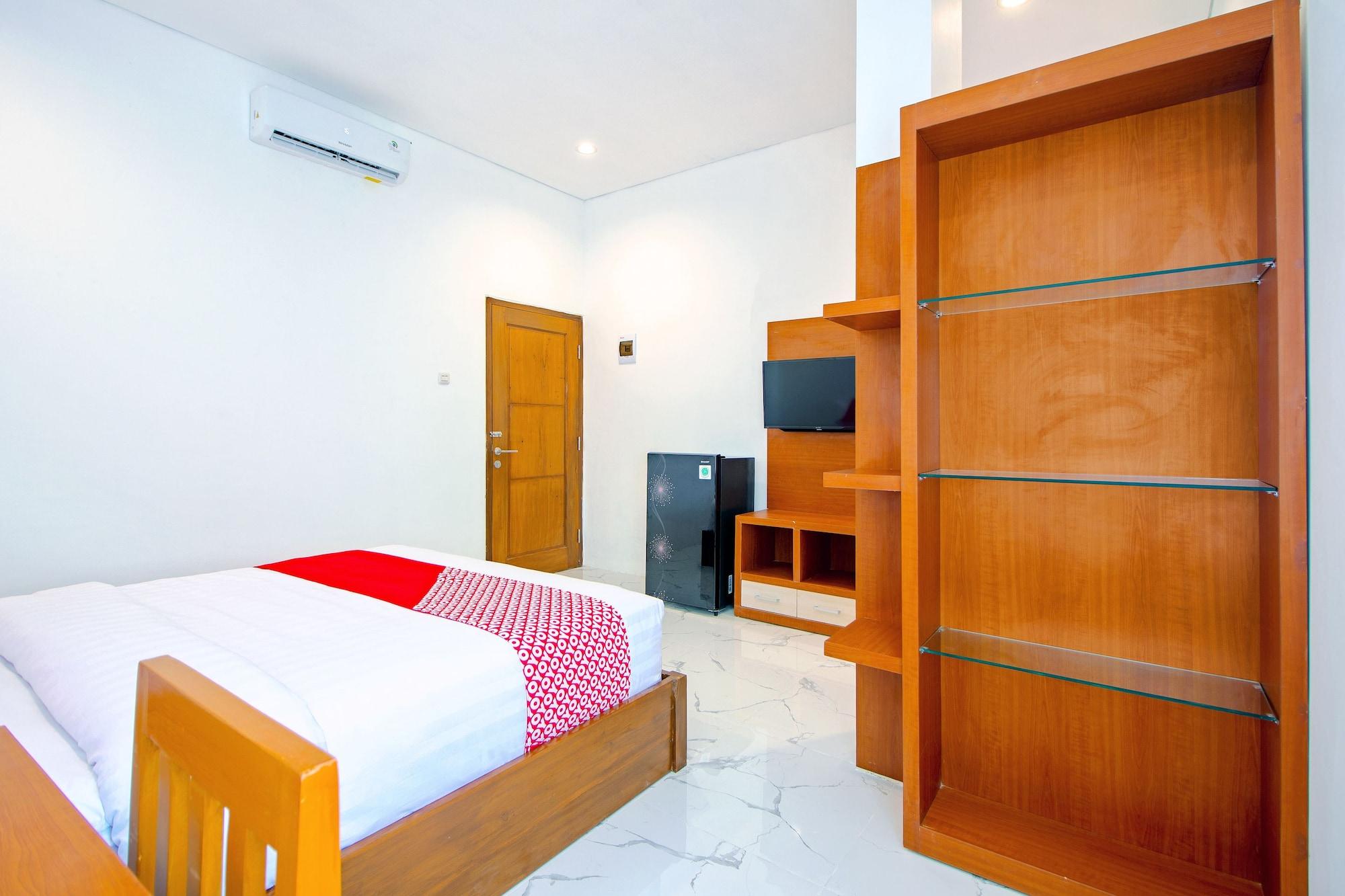 Super Oyo 13I9 88 Exclusive Guesthouse Kejayan Esterno foto