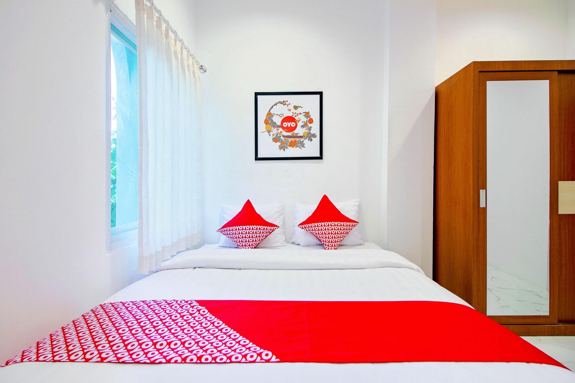 Super Oyo 13I9 88 Exclusive Guesthouse Kejayan Esterno foto