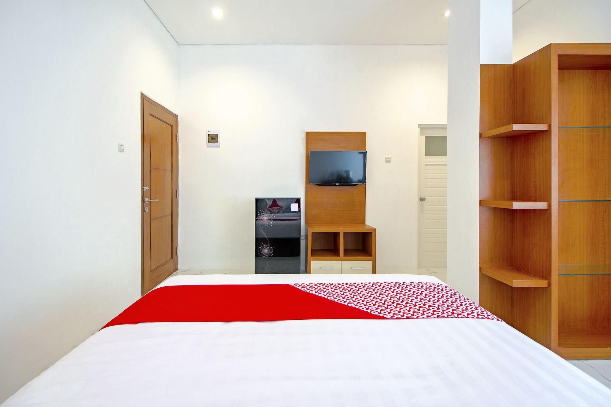 Super Oyo 13I9 88 Exclusive Guesthouse Kejayan Esterno foto