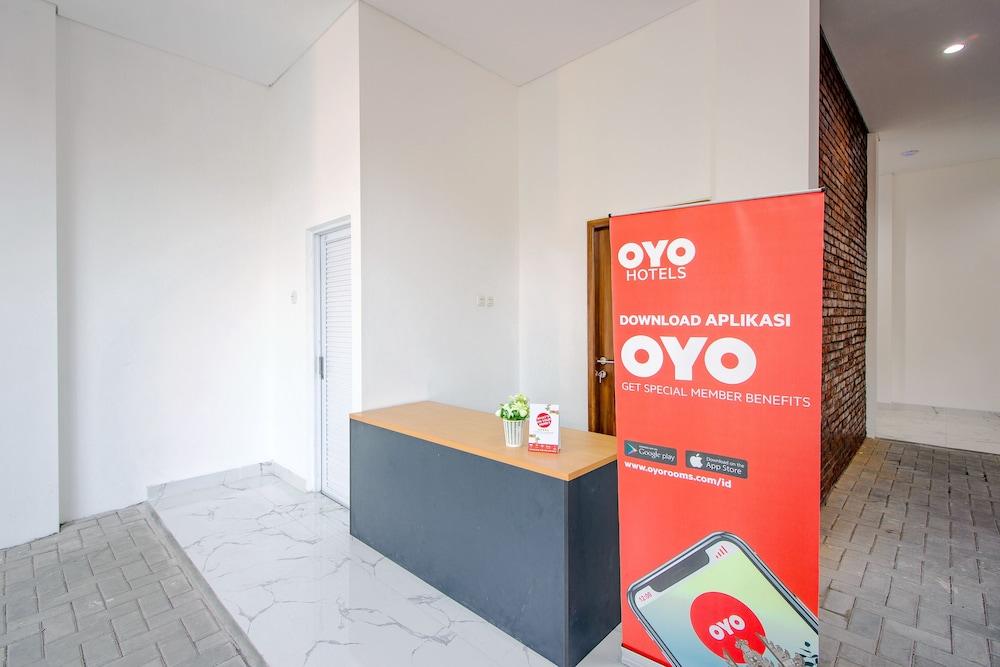 Super Oyo 13I9 88 Exclusive Guesthouse Kejayan Esterno foto