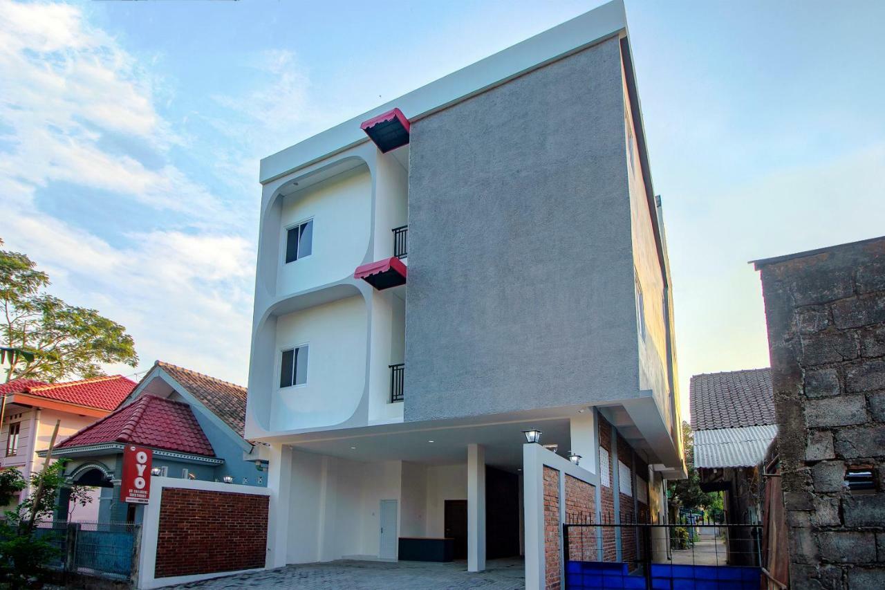 Super Oyo 13I9 88 Exclusive Guesthouse Kejayan Esterno foto