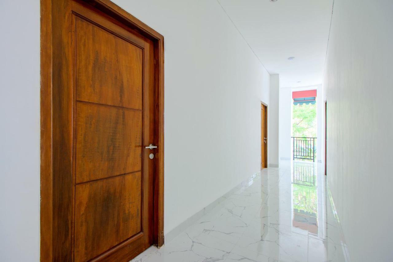 Super Oyo 13I9 88 Exclusive Guesthouse Kejayan Esterno foto